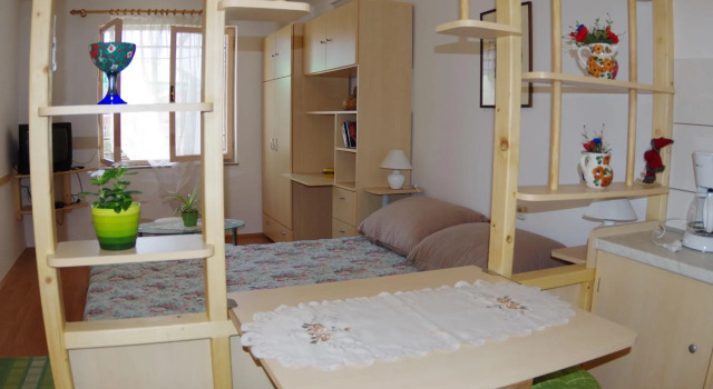 Апартаменты Boutique Apartment in Pješcana Uvala with Balcony