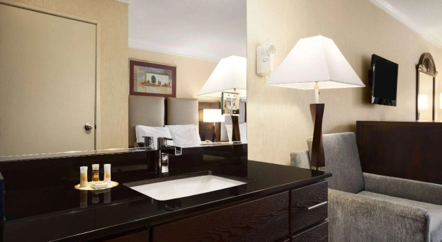Двухместный номер Standard Days Inn by Wyndham Concord