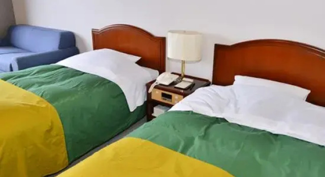 Kamiyu Onsen Club, Prenota Hotel Uonuma 
