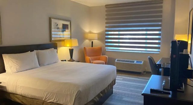Номер Standard Hotel Marguerite South Anaheim - Garden Grove, Trademark Collection by Wyndham