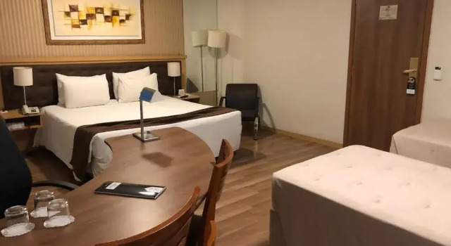Номер Deluxe Monaco Hotel & Convention By Easy Class