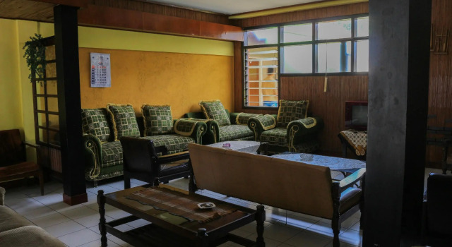 OYO 1710 Hotel Budi Famili 2 Syariah