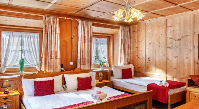 Ferienhaus Familien und Gruppenhaus Garten Grillkamin, Забронировать Апартаменты/квартира Апартаменты Хезельгер, Апартаменты/квартира