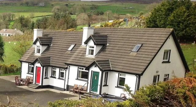 Коттедж Beachview Cottage