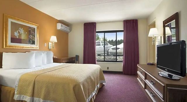 Люкс Ramada by Wyndham Pittsburgh/New Stanton