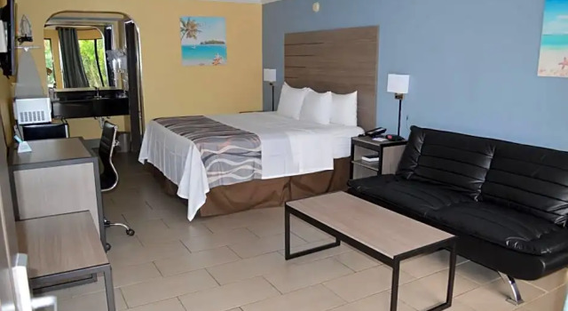 Трёхместный номер Standard Americas Best Value Inn Fort Myers