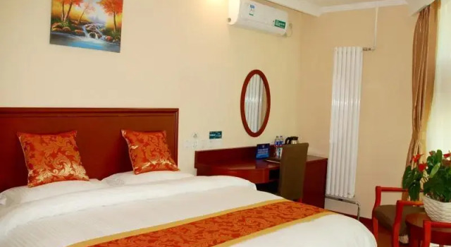 Green Inn Beijing Tongzhou Dongzhimen Hospital Orchard Cuiping West Road Hotel, Забронировать Отель Тунжа район Пекина, рядом с Tuqiao Station