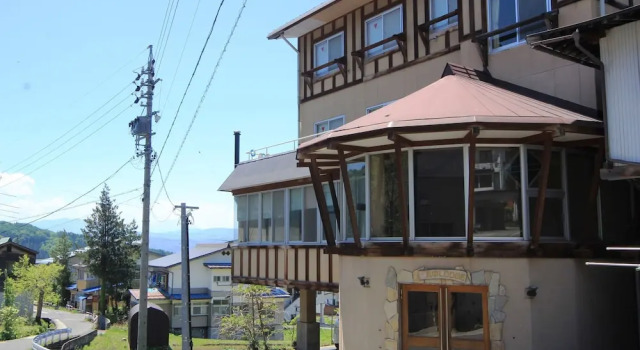 Marunaka Lodge, Boek Hotel Hotels in Koshinetsu met parkeren, Parkeren