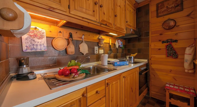 Familie Apartment mit Balkon Casa Cisi ski in-Ski out 20m