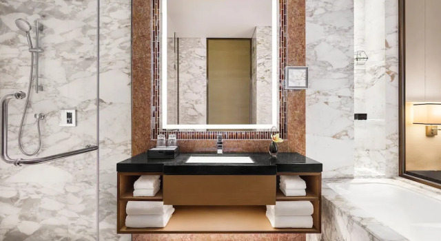 Двухместный клубный номер Sheraton Beijing Lize Hotel