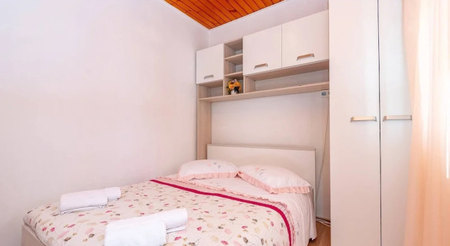 Holiday House by the sea With Amazing Terrase View - Vela Luka
