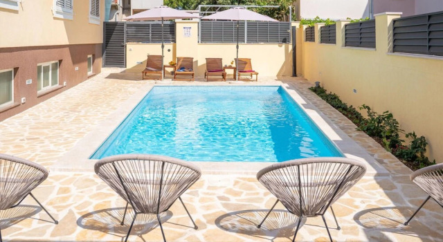 Awesome Apartment in Zadar With Wifi, 2 Bedrooms and Outdoor Swimming Pool