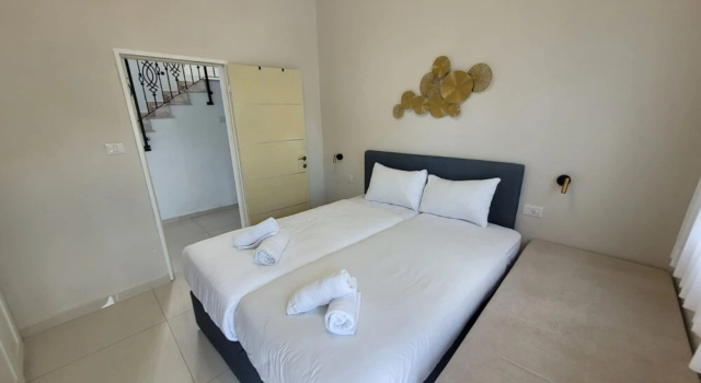Апартаменты с балконом YalaRent Promenade amazing 3BR apt