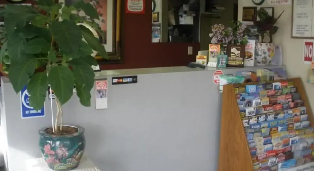 Sunshine Motel