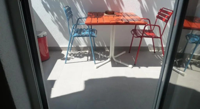Apartment Mrkić, Забронировать Апартаменты/квартира Отели Биоград-на-Мору с парковкой, рядом с Частный Пляж «Кемп Сенди», Парковка