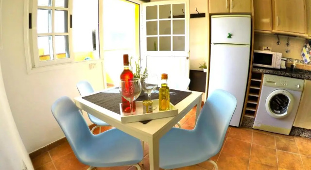 Апартаменты с видом на море Apartamentos Ester