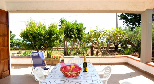 Sc017 Villa Valenti a Pochi Metri dal Mare