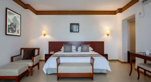 Люкс с красивым видом из окна Sanya Nanshan Leisure Club Seaview Hotel