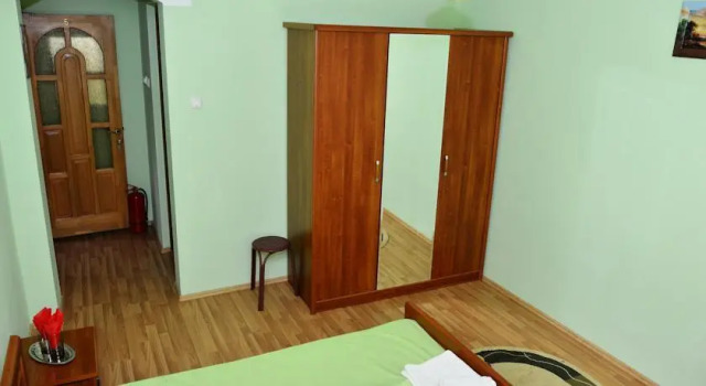 Pensiunea Deea, Varaa Hotelli Hotellit Carpathians - Romania uima-altaalla, Uima-allas