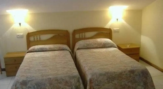 Трёхместный номер Standard Hotel Viar