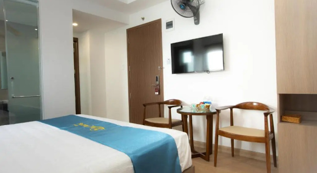 Номер Deluxe QUE HUONG HOTEL