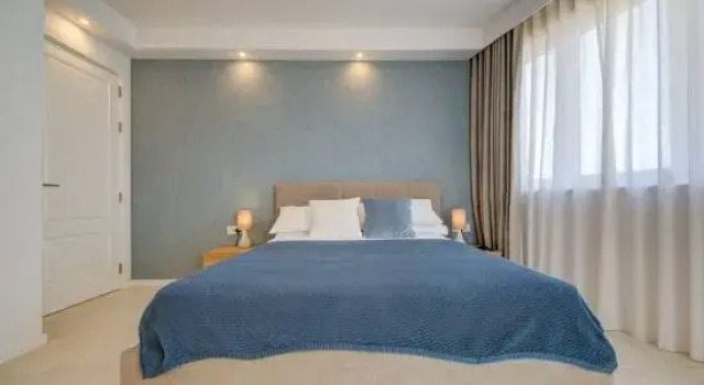 Апартаменты Luxury Penthouse With Private Pool and sea Views, Sleeps 6