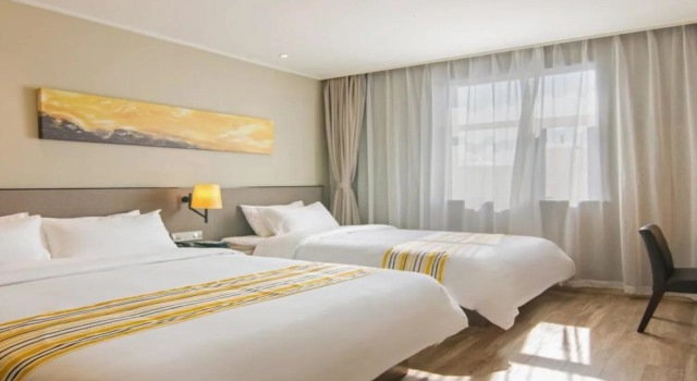 Homeinn Plus Hotel (Shanghai Pudong Airport), Varaa Hotelli Pudong. Shanghai