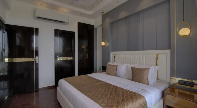 Люкс Comfort Inn Karnal