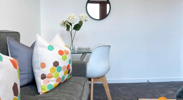 1 Bedroom Apartment by Central Serviced Apartments - Trades Lane - Parking Available