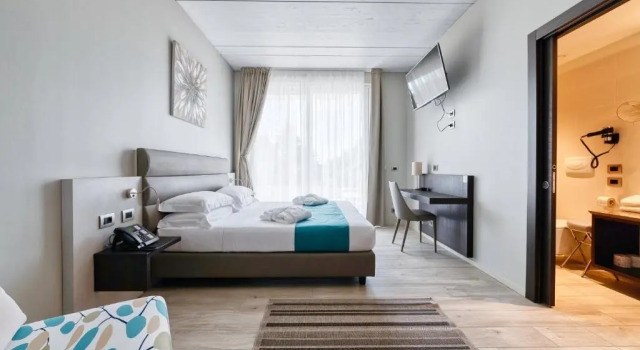 Двухместный номер Standard Vision Hotel