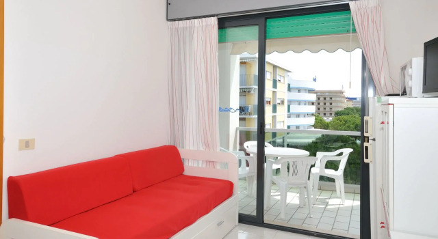 Apartment in Bibione Spiaggia with balcony, Prenota Appartamento Hotel a Veneto con piscina, Piscina