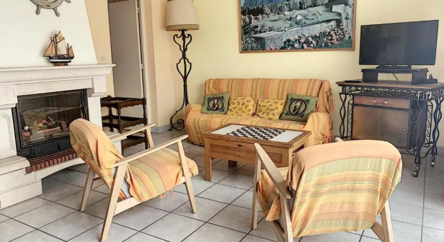 Maison Jullouville, 4 pièces, 6 personnes - FR-1-361-75, Забронировать Отель Жуллувиль-ле-Пен 