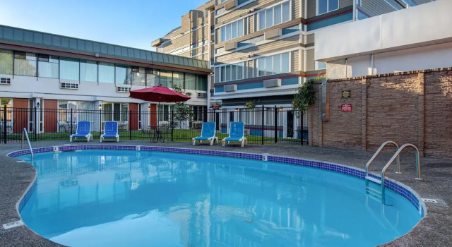 Victoria Airport/Sidney Travelodge