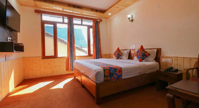 Fabhotel Shandela