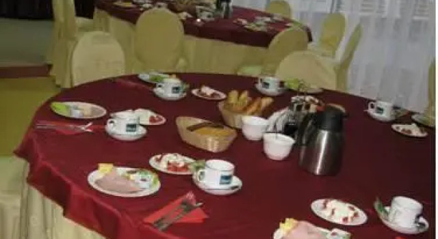 Arena Hotel, Buchen Sie Hotel Kalisz 
