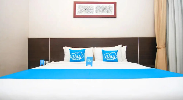 巴厘岛登巴萨艾里萨努尔新路伍拉赖402号酒店(Airy Sanur Bypass Ngurah Rai 402 Bali), Rezervovat Hotel Hotely v Bali s bazénem, Bazén