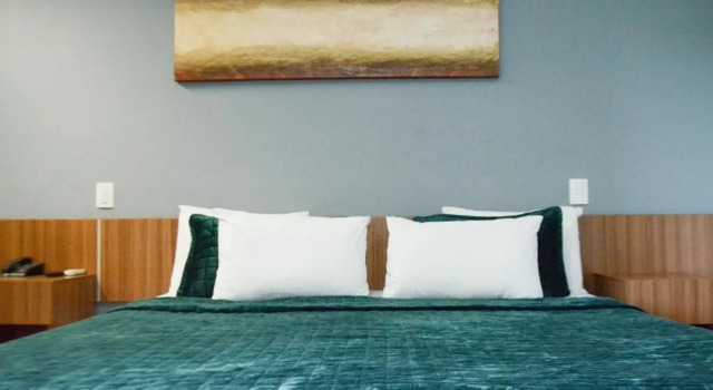 HOTEL BOMBONATO UBERABA – Fácil acesso ao aeroporto e ao Parque de Exposições ABCZ