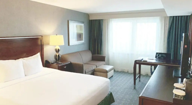 Двухместный номер Executive floor Marriott New York JFK Airport