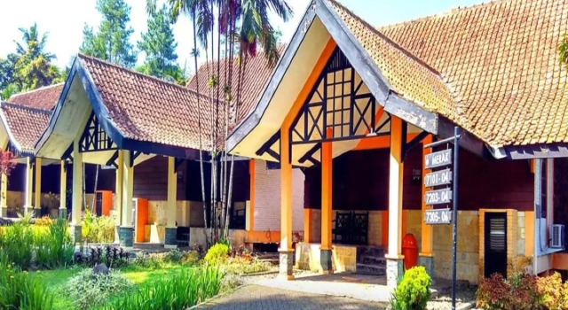 The Tavia Riverside Resort & Convention, Rezervovat Lázně / Resort Cipayung West Java