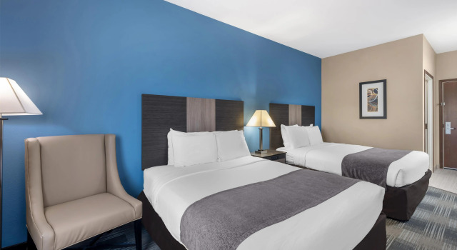 Четырёхместный номер Standard Best Western Geneseo Inn