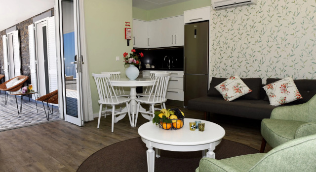 1-Bed Superior Apartment In Beautiful Character Babosas Village Apartments - A1