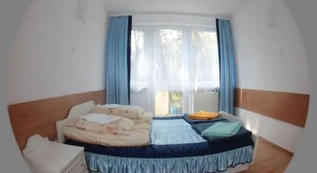 Ośrodek Wypoczynkowo-Szkoleniowy Perkoz, Book Hotel Krynica Morska 