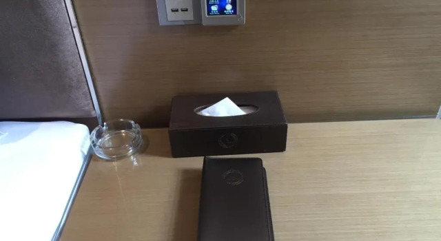 Двухместный номер Standard Lavande Hotel Shenzhen Huaqiang Road Subway Station Branch