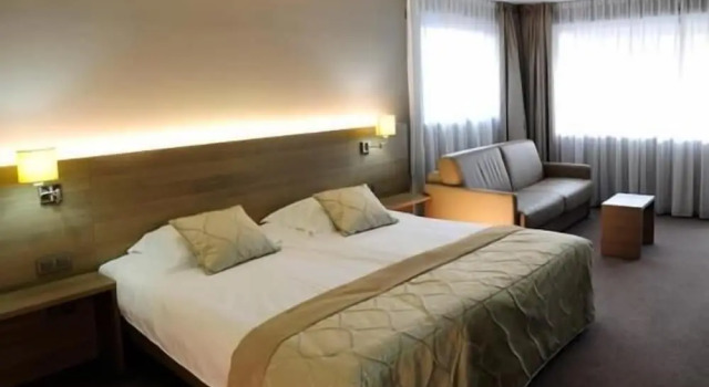 Номер Deluxe Casino Hotel