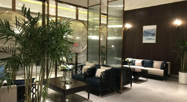 Lavande Hotel·Santai Chengbei Passenger Transport Center Binjiang Park, Rezerwuj Hotel Hotele 3-gwiazdkowe w Mianyang, 3*