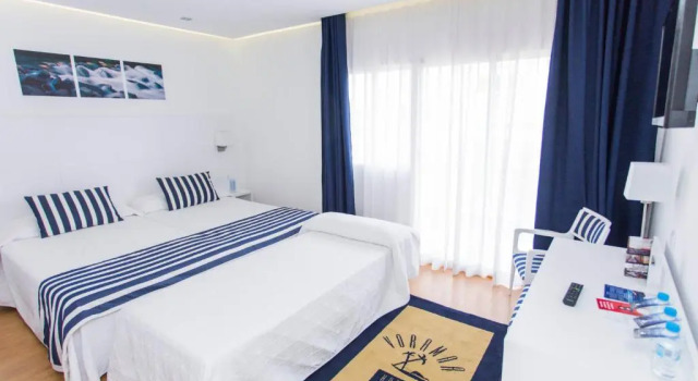 Двухместный номер Superior Hotel Voramar
