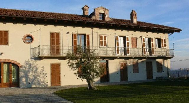 Villa Crissante, Book Villa Sommerhuse i Langhe, Hytte