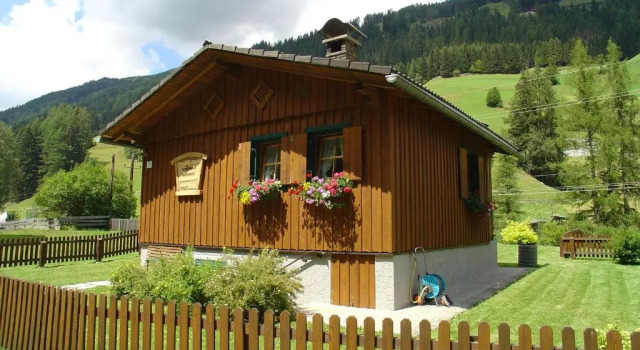 Коттедж Hotel Garni Grünmoos