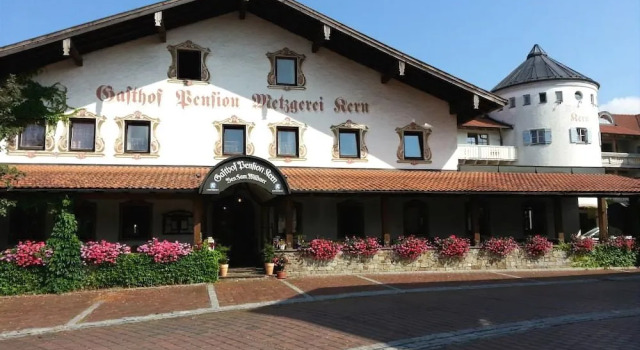 Hotel Garni Kern, Rezervovat Hotel Wellness hotely v Chiemgau, SPA