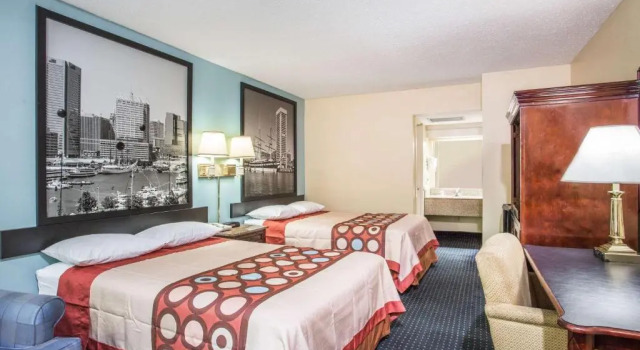 Четырёхместный номер Standard Super 8 by Wyndham Camp Springs/Andrews AFB DC Area